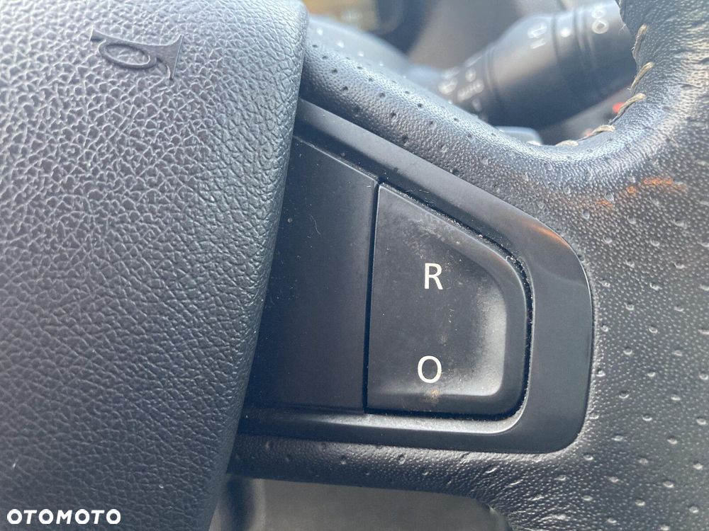 Renault Megane 1.2 16V TCe Energy Bose - 16