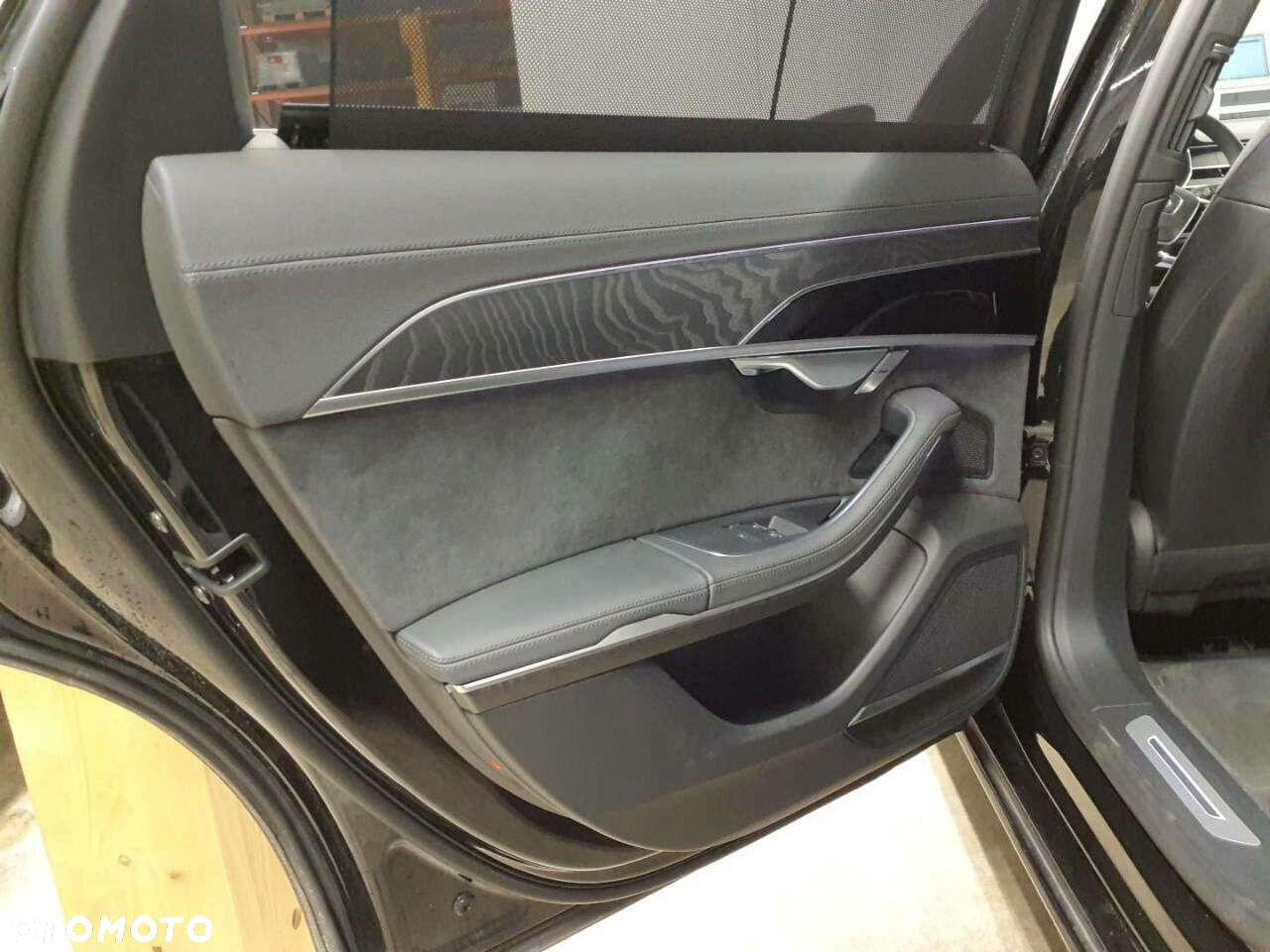 Audi A8 - 8