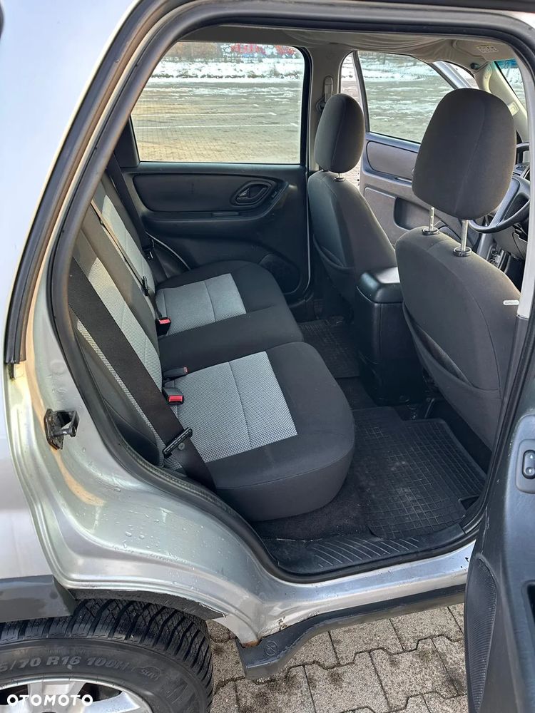 Ford Maverick 2.3 - 8