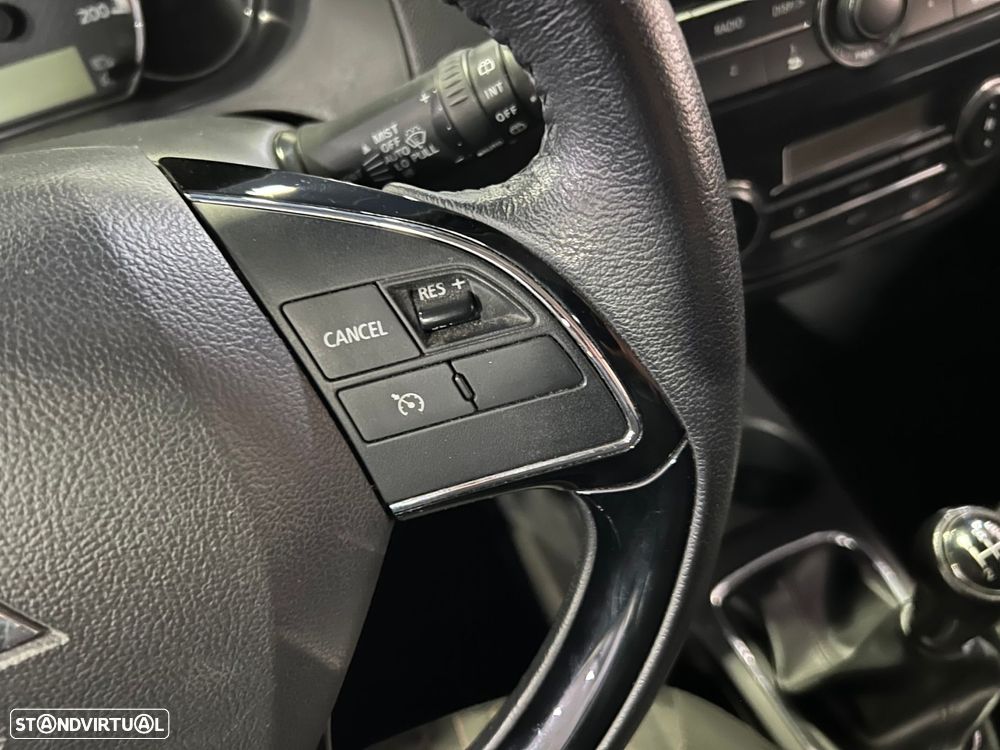 Mitsubishi Space Star 1.2 Intense - 14