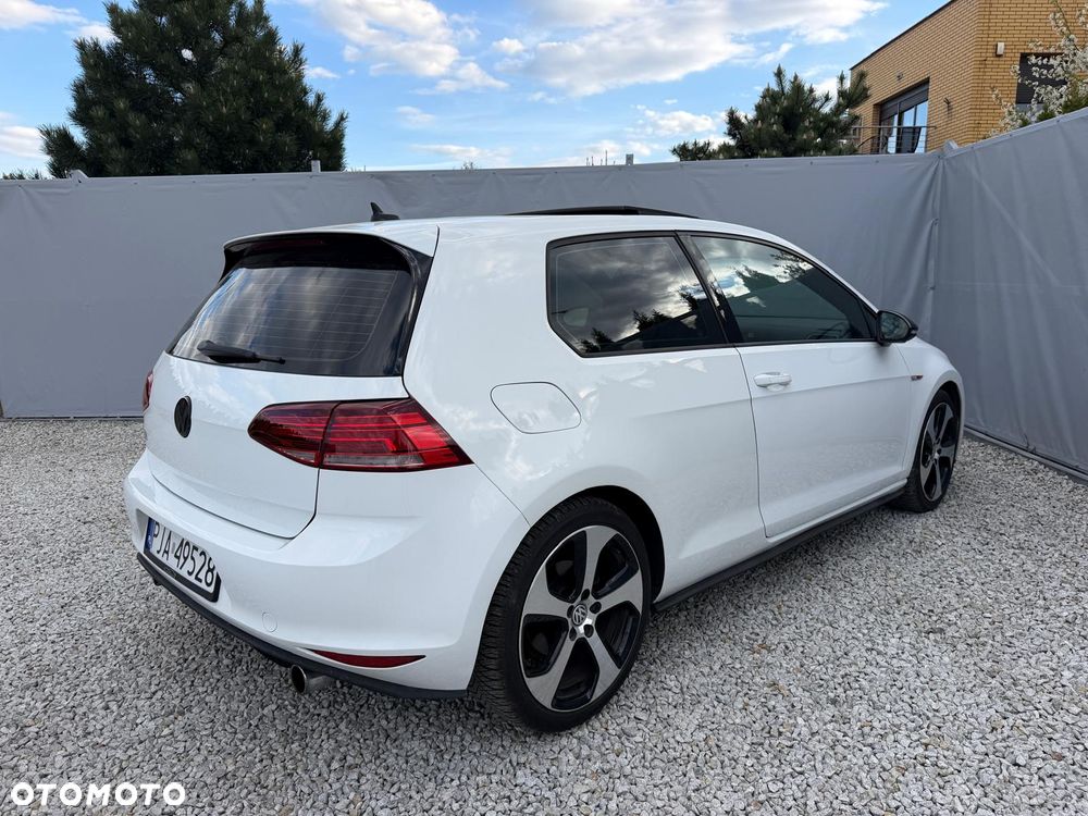 Volkswagen Golf 2.0 TSI BMT GTI - 12