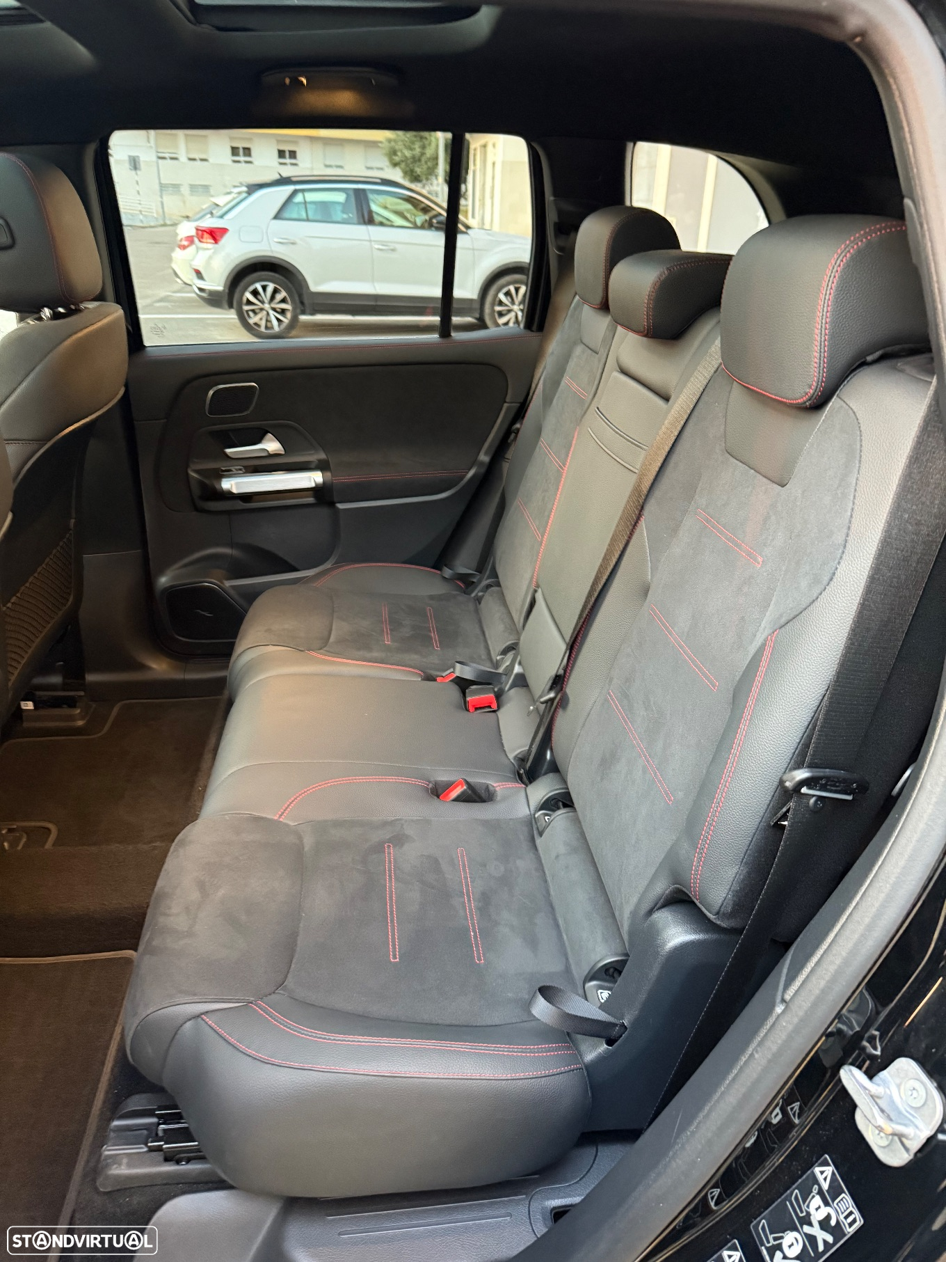Mercedes-Benz EQB 250 AMG Line - 16