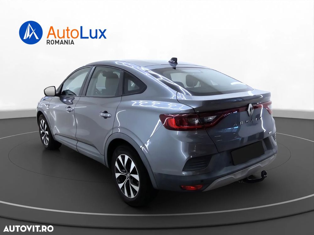 Renault Arkana E-TECH Zen - 4