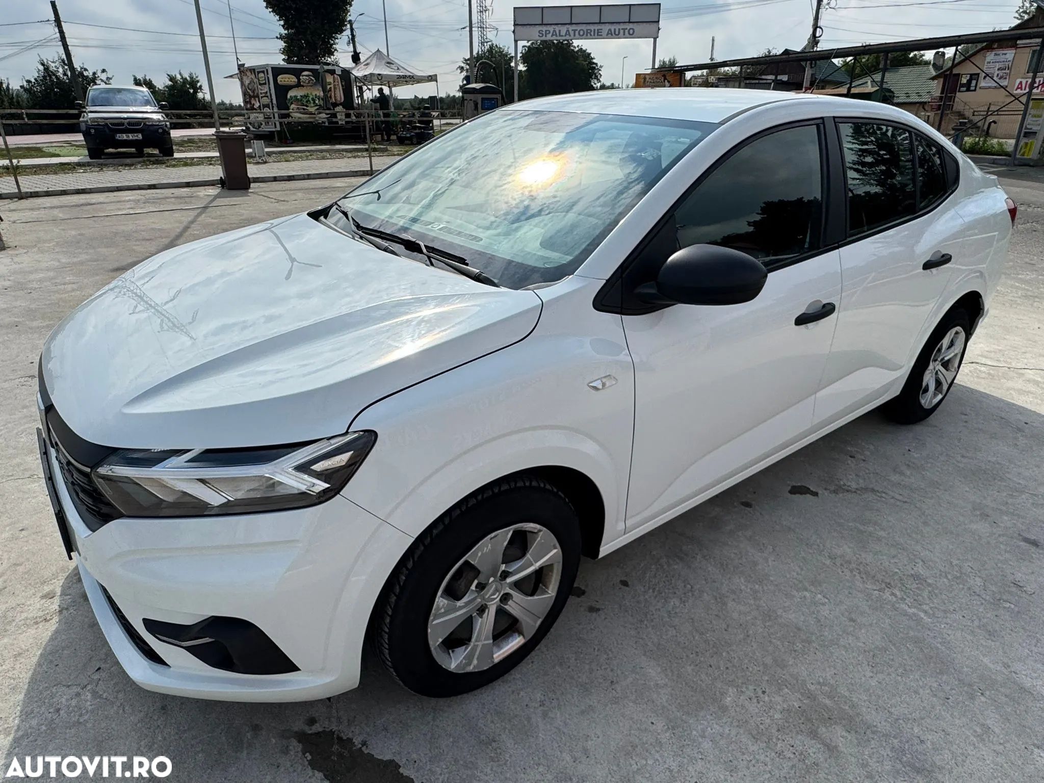 Dacia Logan - 1