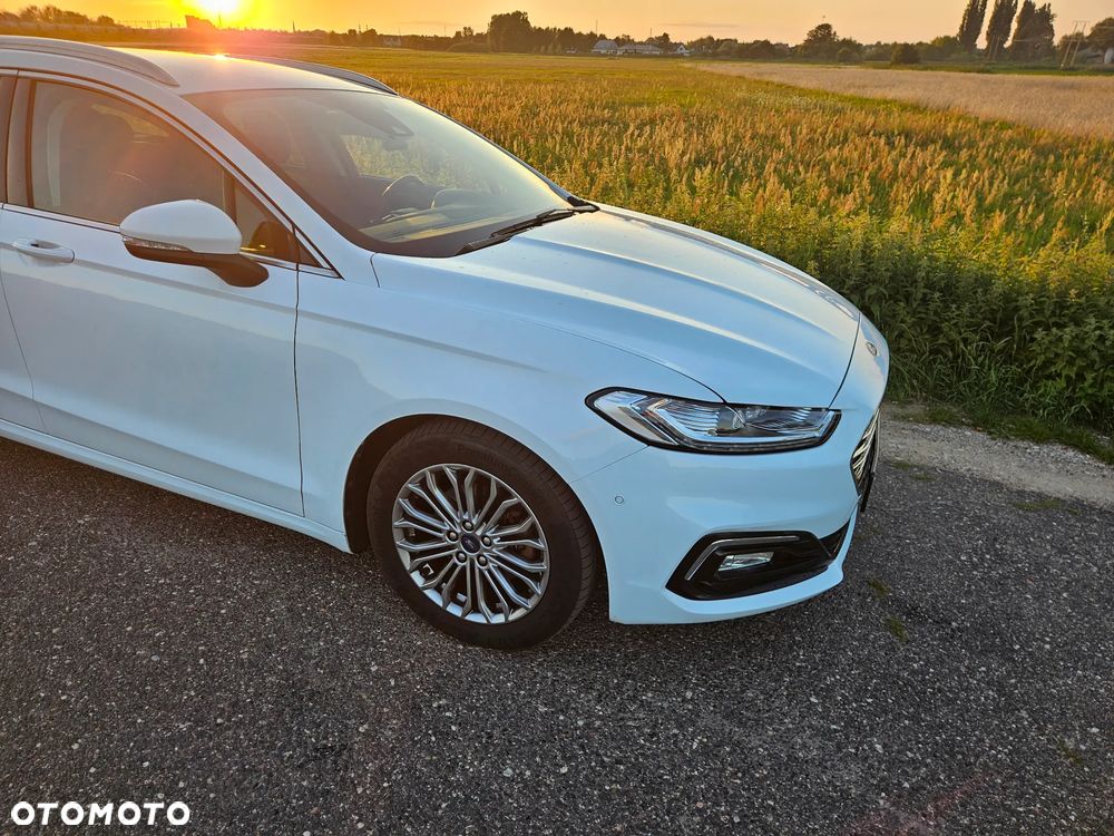 Ford Mondeo 2.0 TDCi STart-Stopp PowerShift-Aut Titanium - 4
