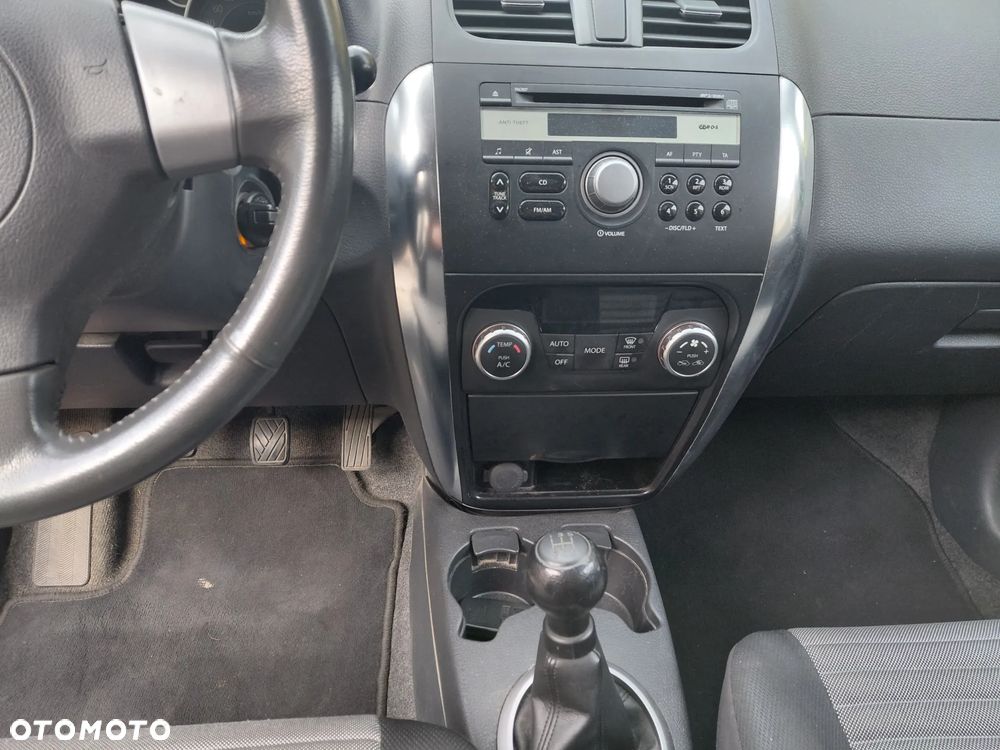 Suzuki SX4 1.6 VVT 4x2 City - 20