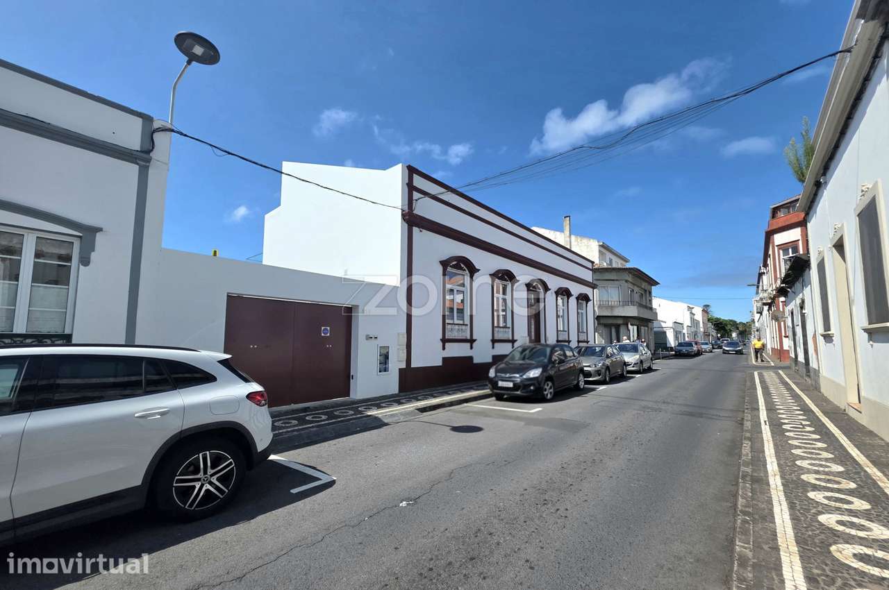 Apartamento T1 novo, para arrendamento - Ponta Delgada - Grande imagem: 3/13