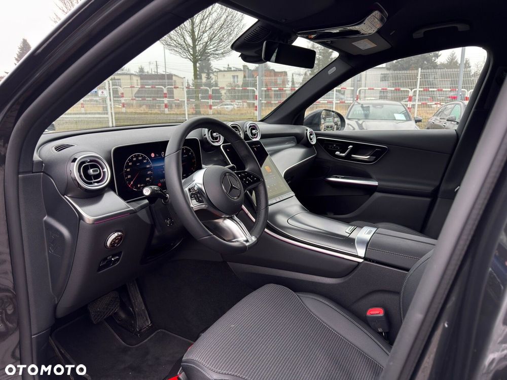 Mercedes-Benz GLC - 15