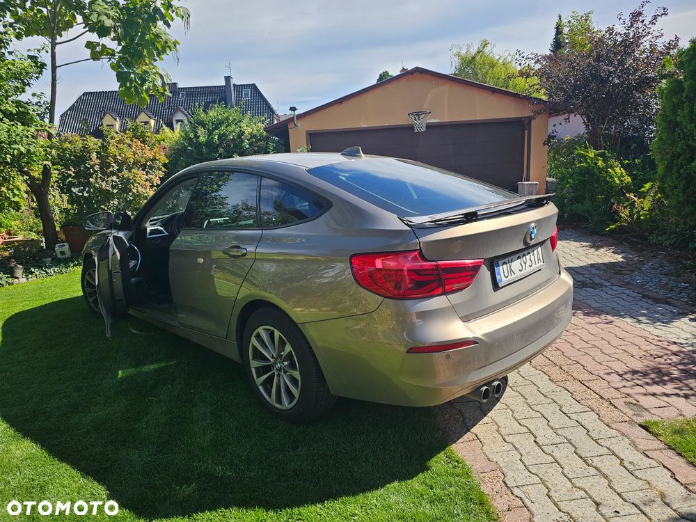 BMW Seria 3 320i xDrive - 4