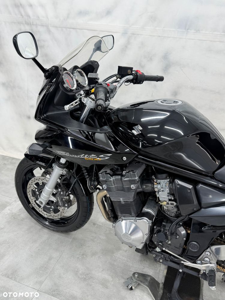 Suzuki Bandit - 16