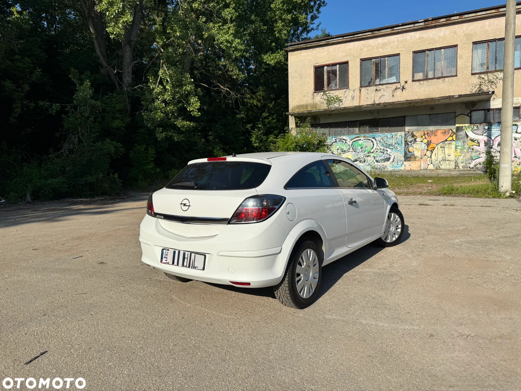 Opel Astra GTC 1.4 - 20