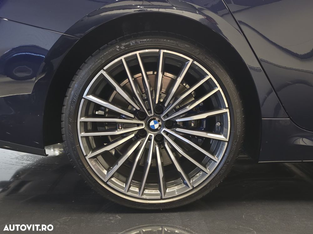 BMW Seria 8 840d xDrive - 32