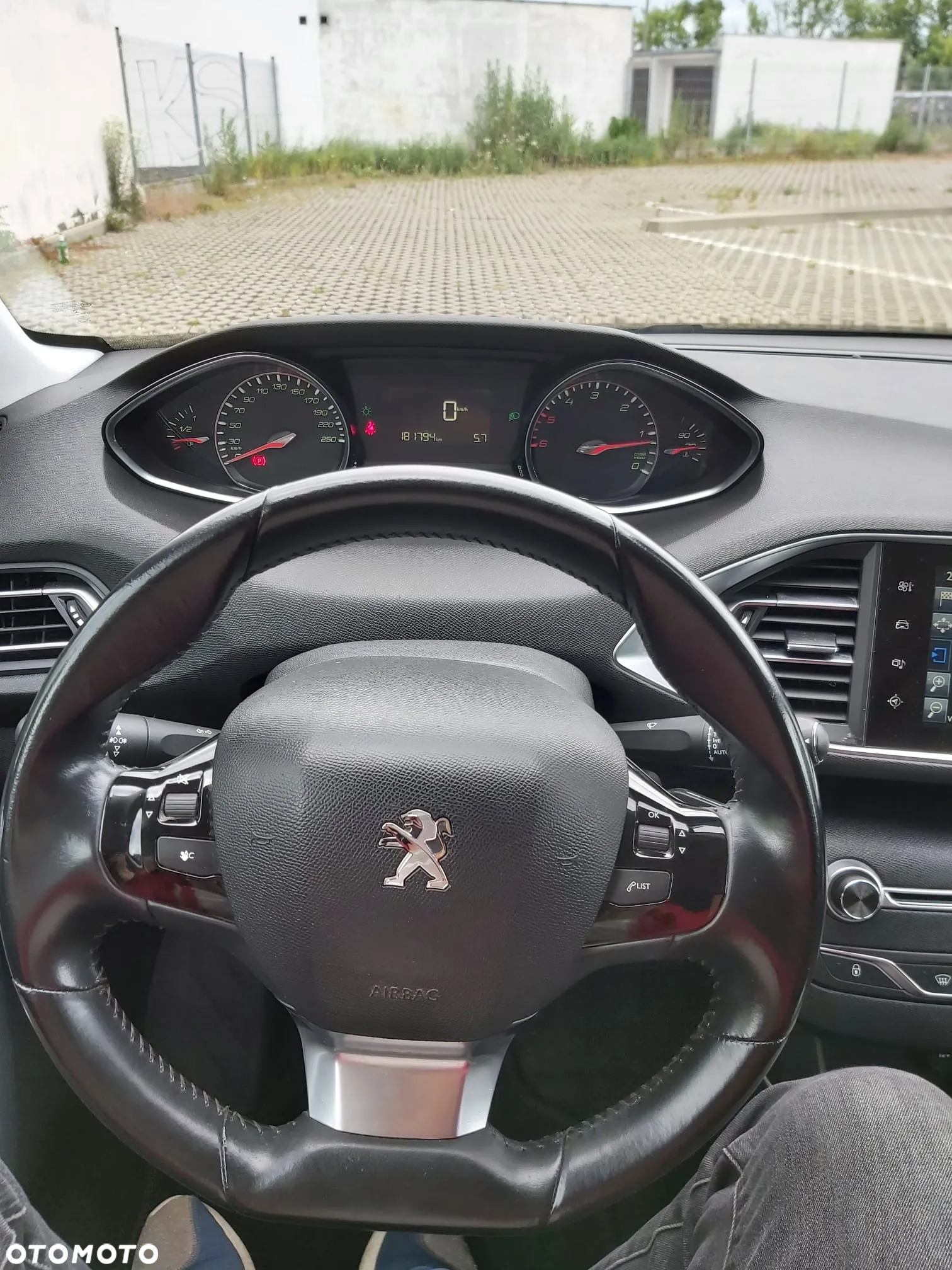 Peugeot 308 e-HDi FAP 115 Stop&Start Style - 28