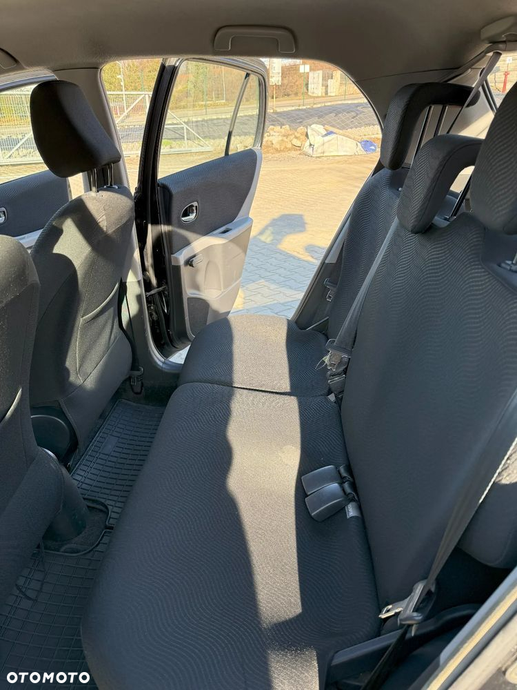 Toyota Yaris 1.33 Active - 11