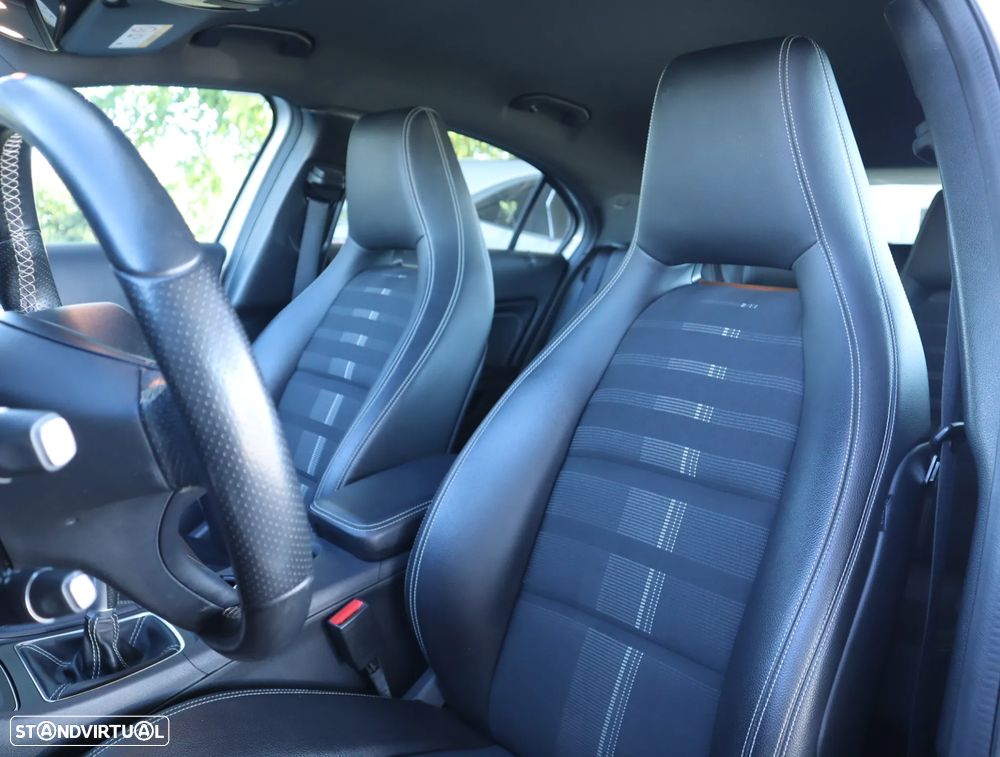 Mercedes-Benz A 180 d Urban - 29
