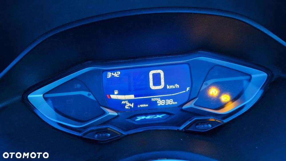 Honda PCX - 33