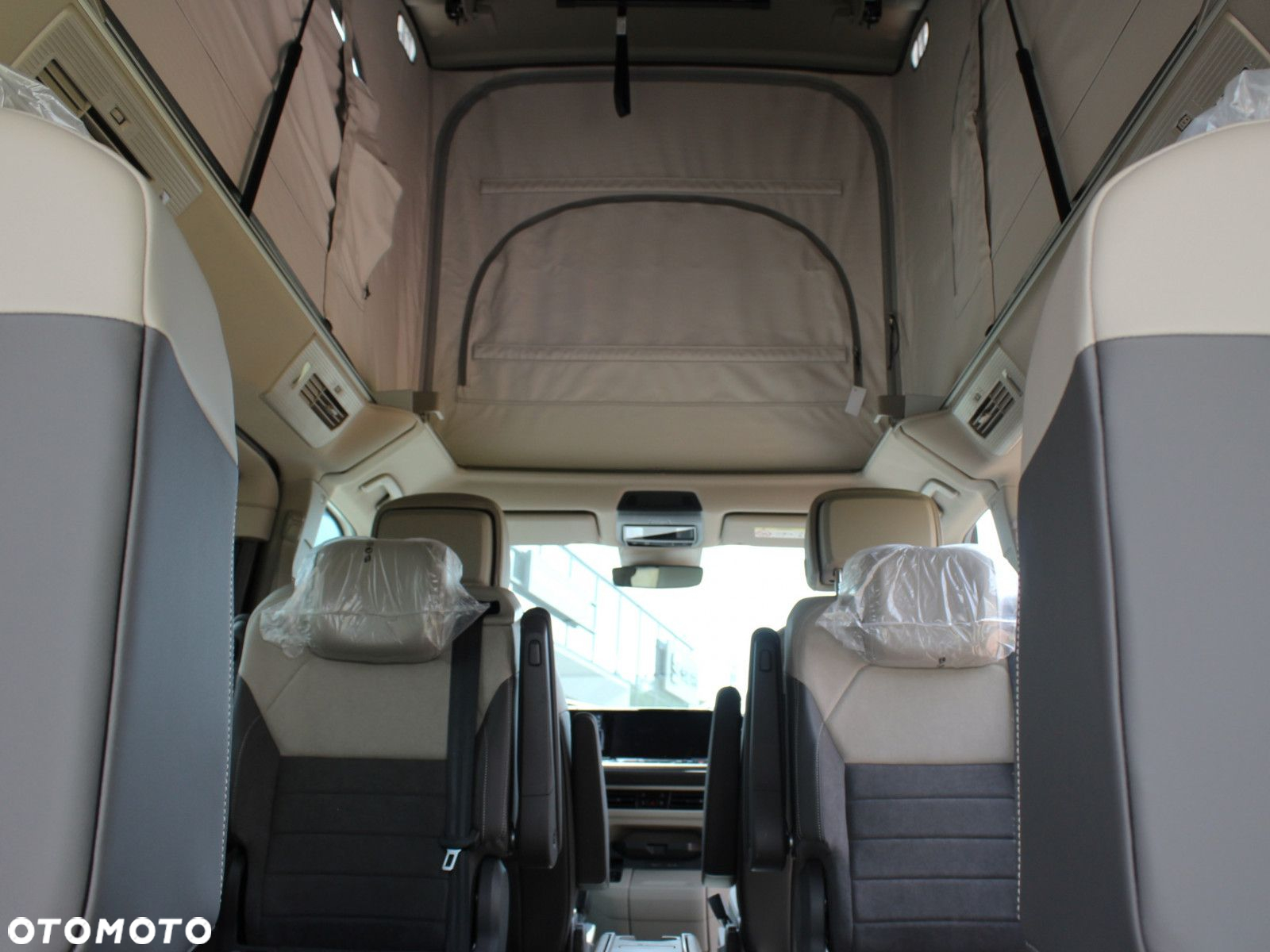 Volkswagen California - 11