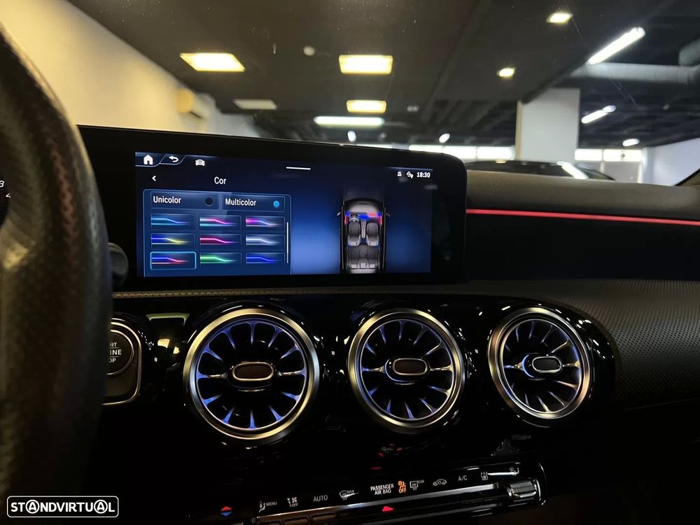 Mercedes-Benz A 250 Limousine e AMG Line - 18