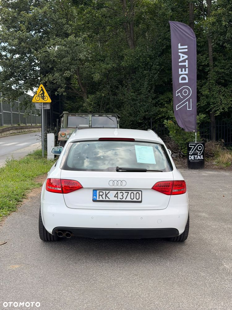 Audi A4 Avant 2.0 TDI - 7