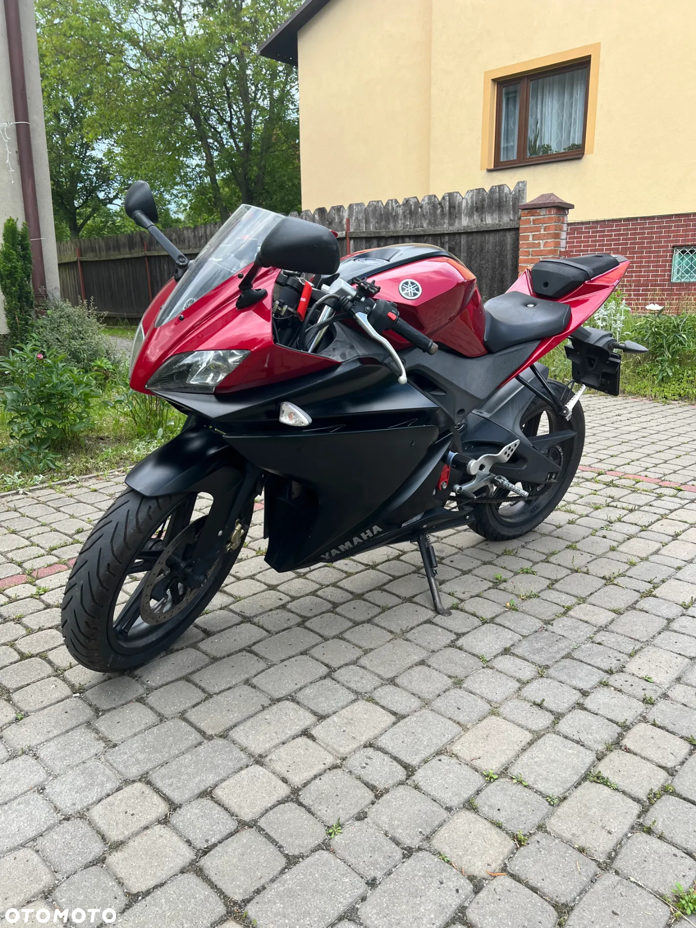 Yamaha YZF - 2
