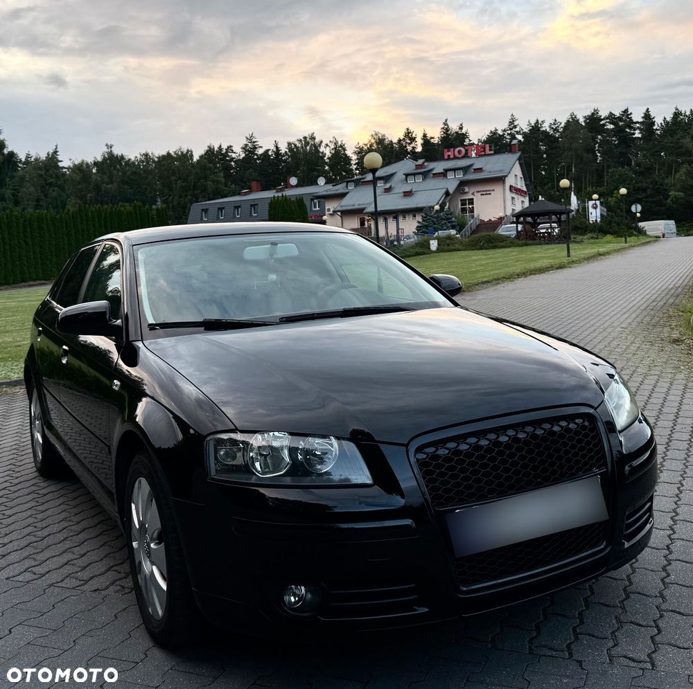 Audi A3 Sportback - 2