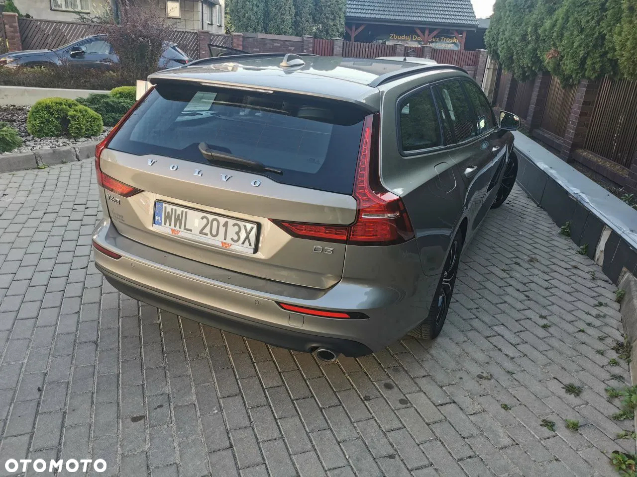 Volvo V60 D3 Geartronic Momentum - 3