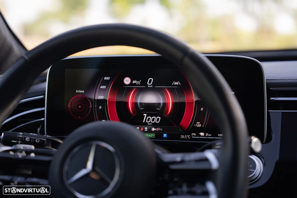Mercedes-Benz E 300 e Station - 25