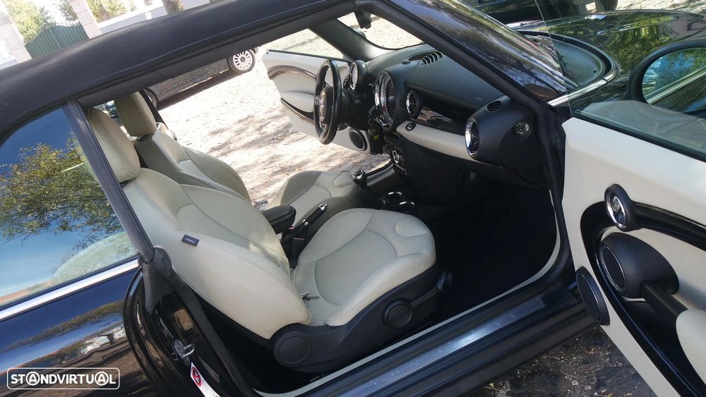 MINI Cabrio Cooper - 17