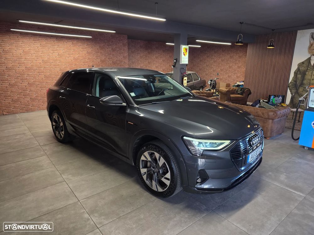 Audi e-tron 55 quattro - 14