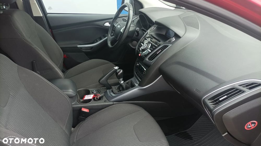 Ford Focus 1.6 EcoBoost Titanium - 12