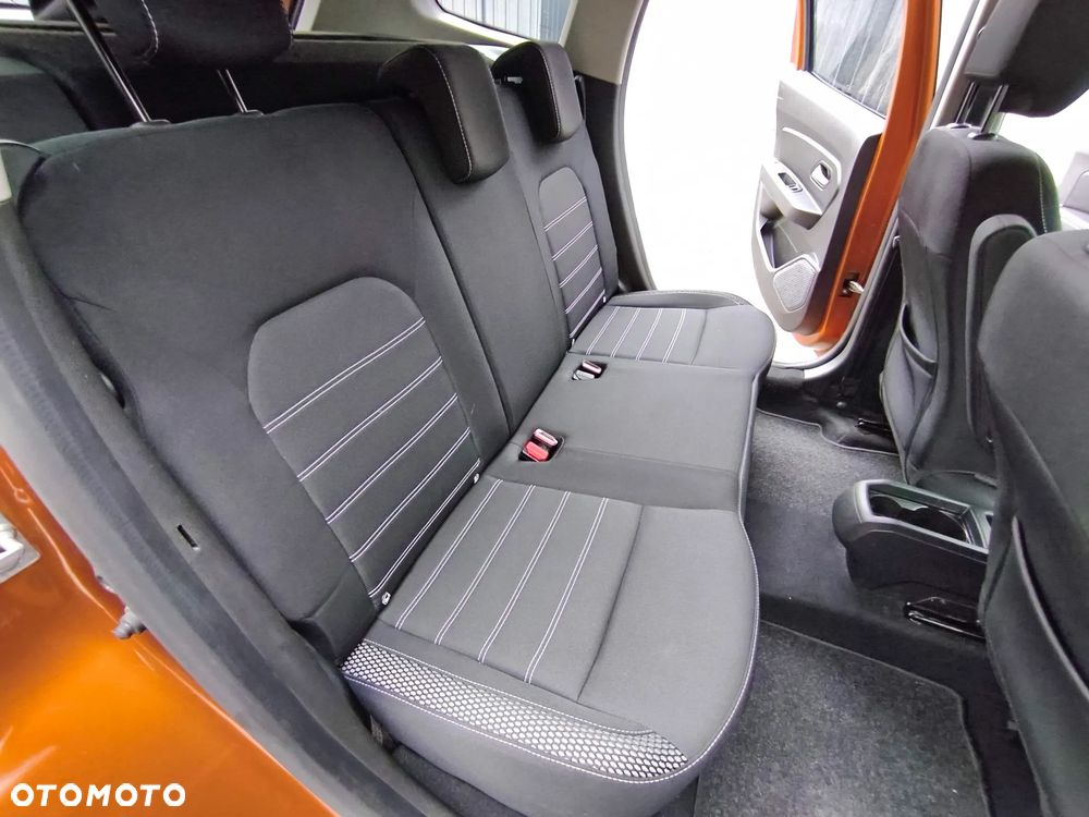 Dacia Duster 1.0 TCe Prestige - 24