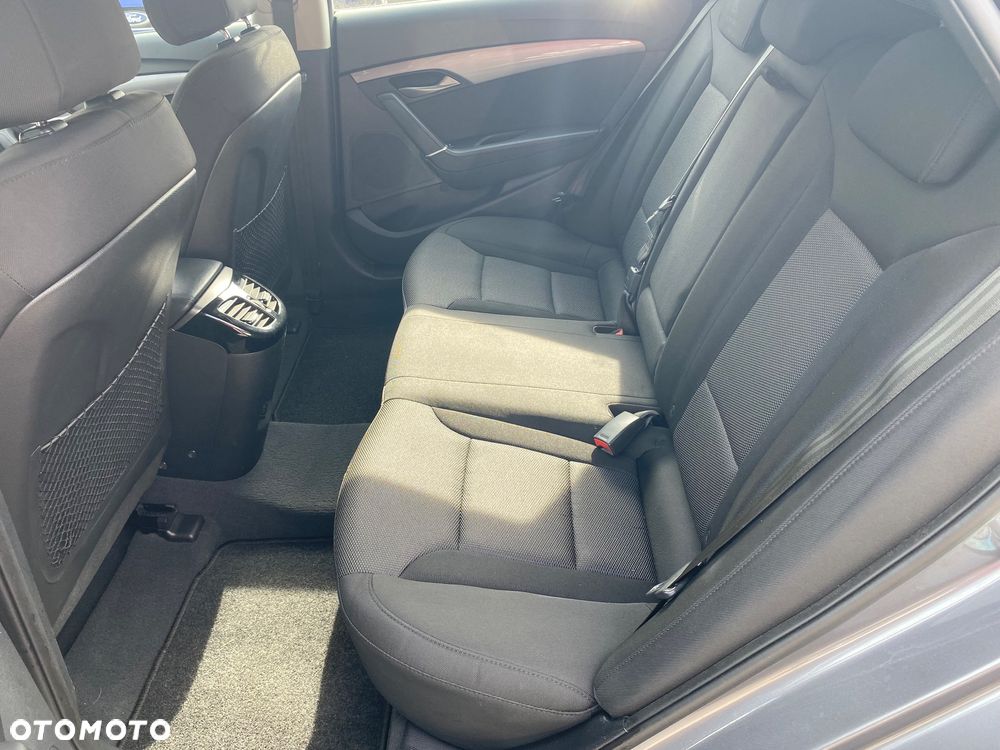 Hyundai i40 1.6 GDI Comfort + - 15