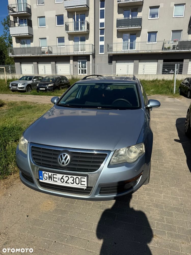 Volkswagen Passat 1.9 TDI Trendline - 4