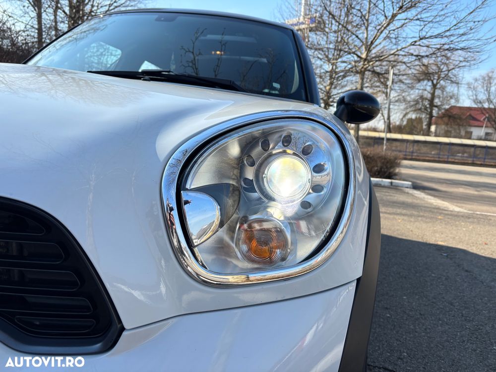 Mini Countryman Cooper D ALL4 - 24