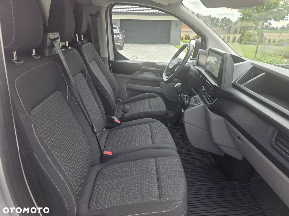 Ford Transit Custom - 13