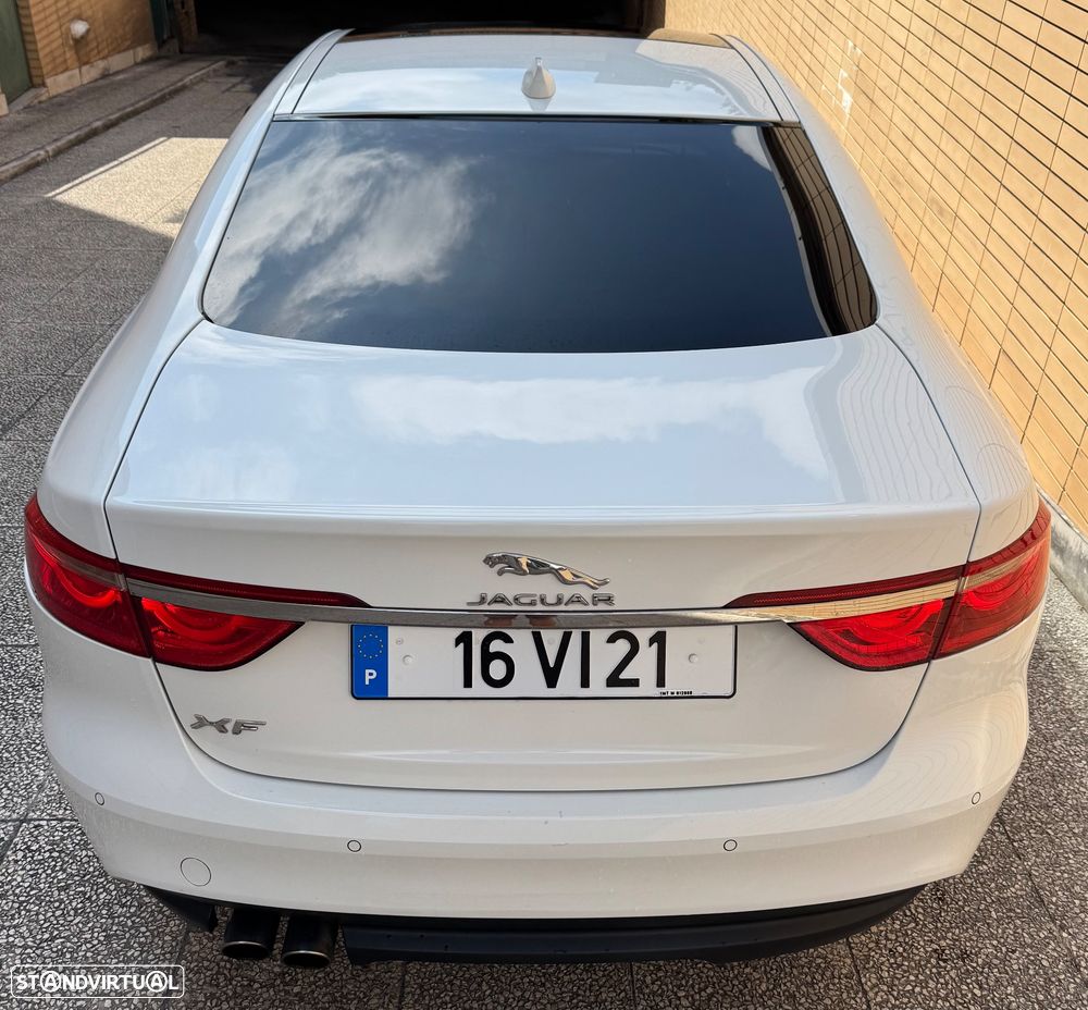 Jaguar XF 2.0 D Prestige AWD Aut. - 6
