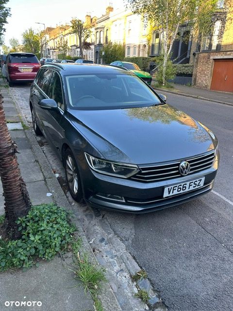 Volkswagen Passat 2.0 TDI (BlueMotion Technology) Comfortline - 1