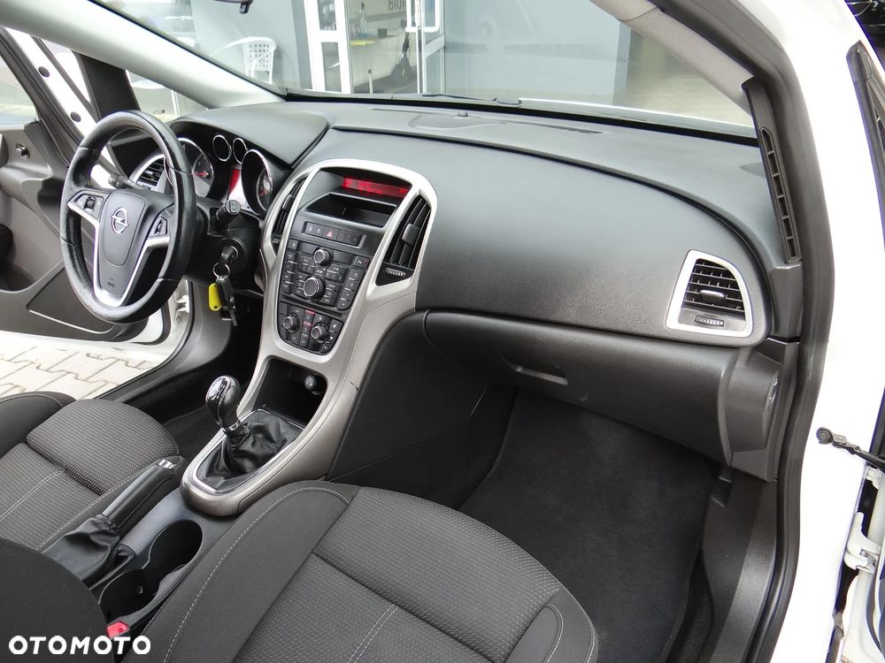 Opel Astra - 29