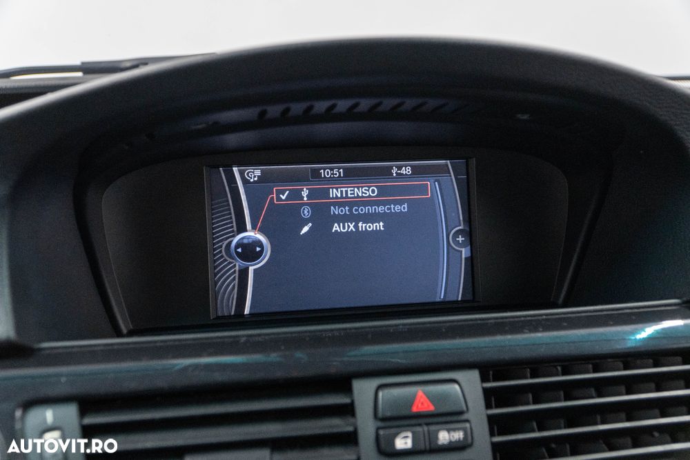 BMW Seria 3 318d DPF Touring Aut. - 17