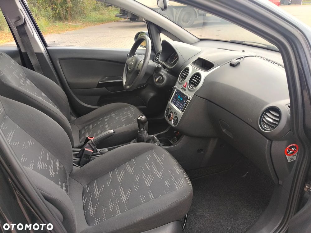 Opel Corsa - 20