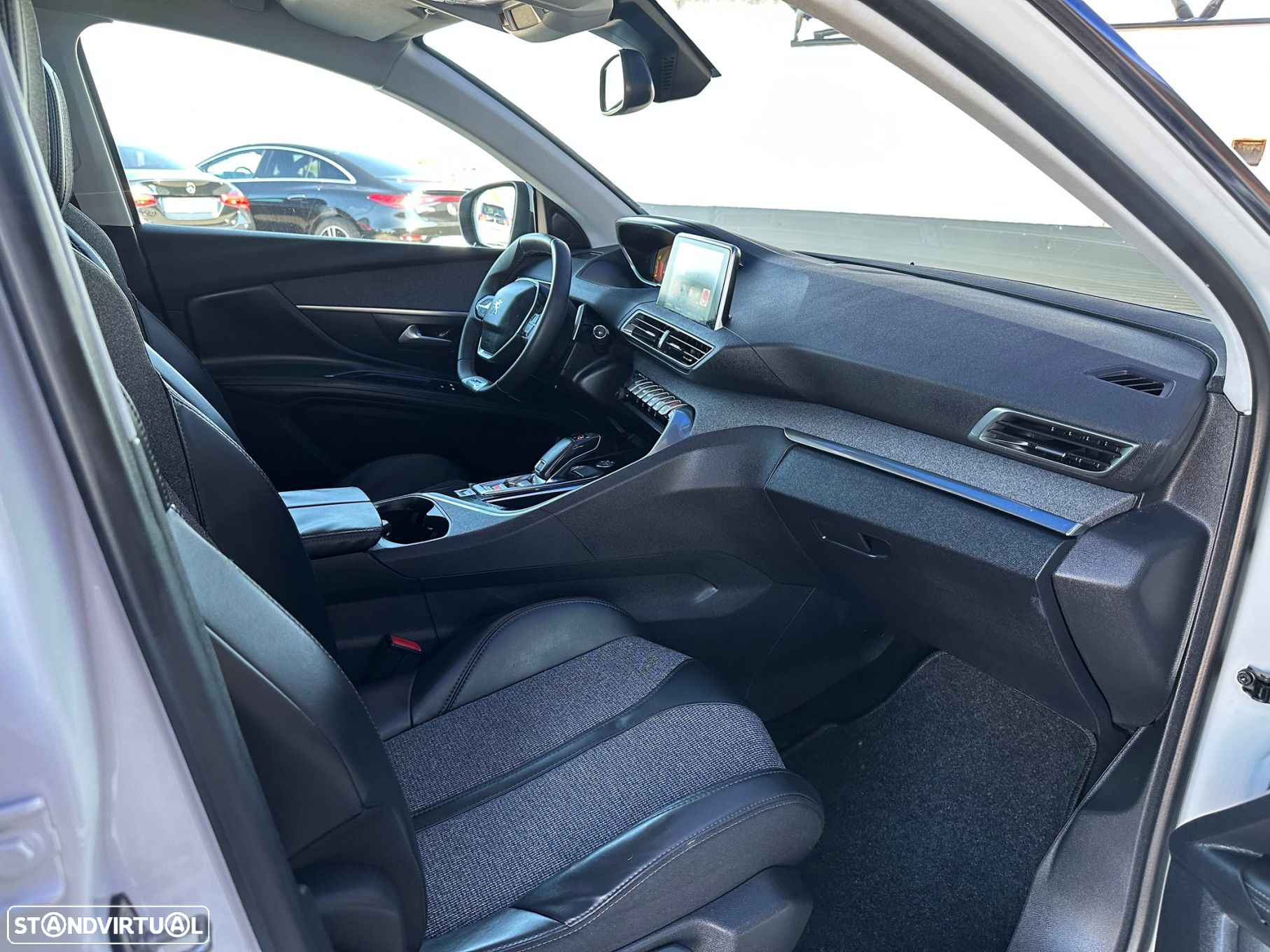 Peugeot 3008 1.6 BlueHDi Allure EAT6 - 35