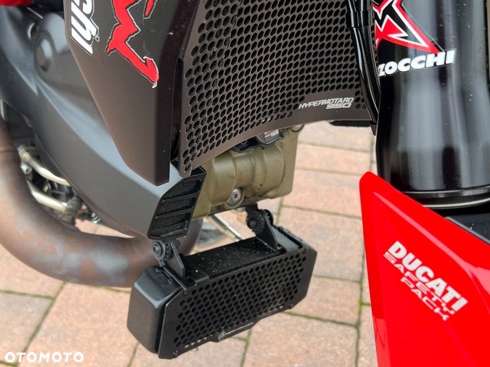 Ducati Hypermotard - 17