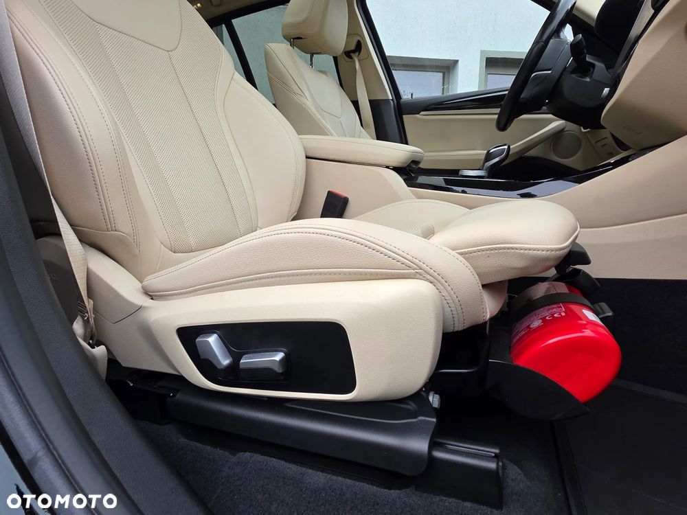 BMW X3 xDrive30d xLine - 22