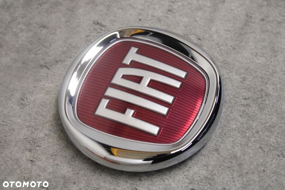 ZNACZEK LOGO EMBLEMAT PRZÓD FIAT 500 95MM NOWE OE - 2