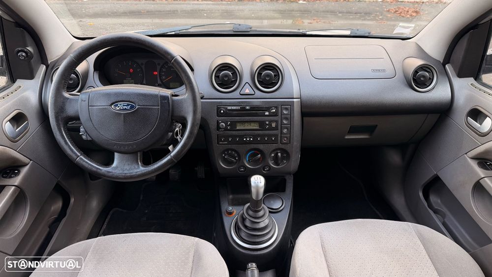 Ford Fiesta 1.25 Ambiente - 18