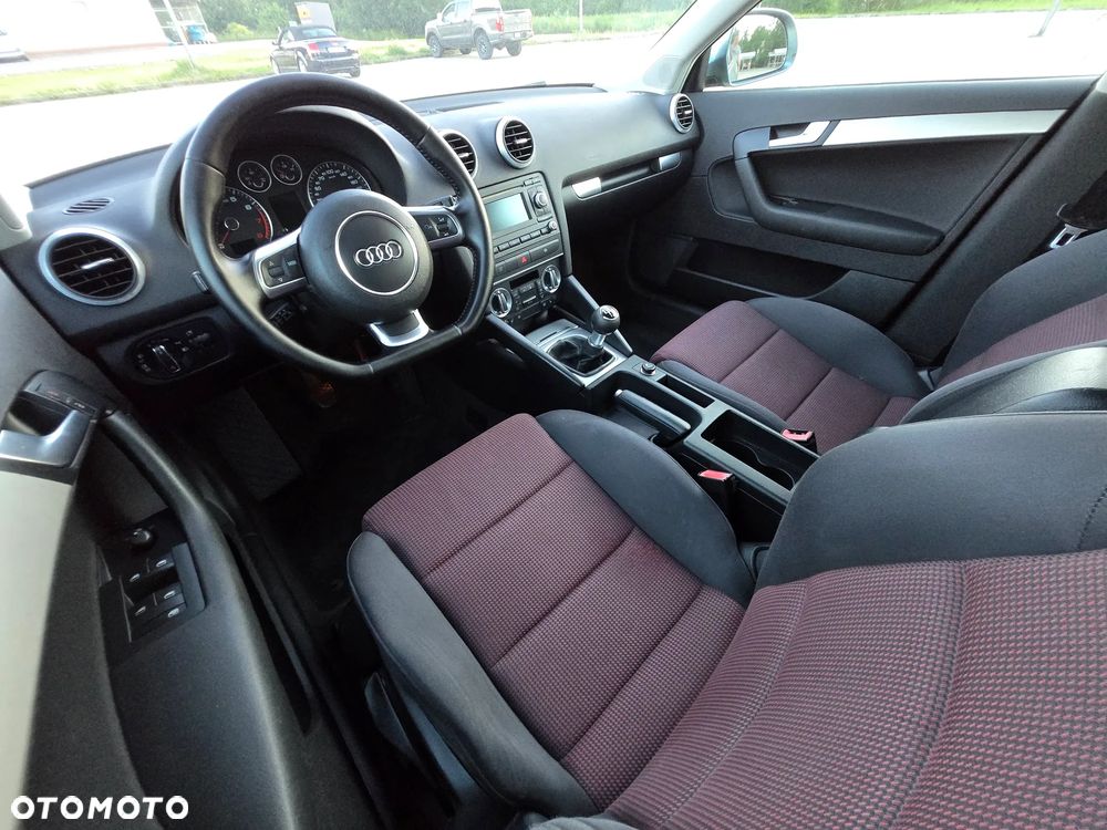 Audi A3 Sportback 1.8 TFSI S line Sportpaket - 23