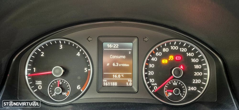 VW Golf Plus 1.6 TDi Confortline - 17