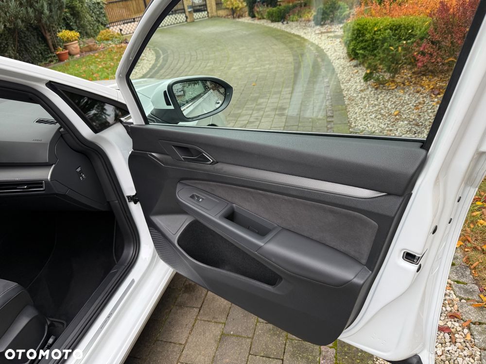 Volkswagen Golf 1.5 eTSI mHEV Edition 50 DSG - 26