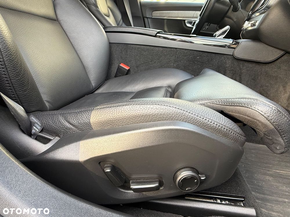 Volvo V90 T8 Recharge AWD Geartronic Inscription - 37