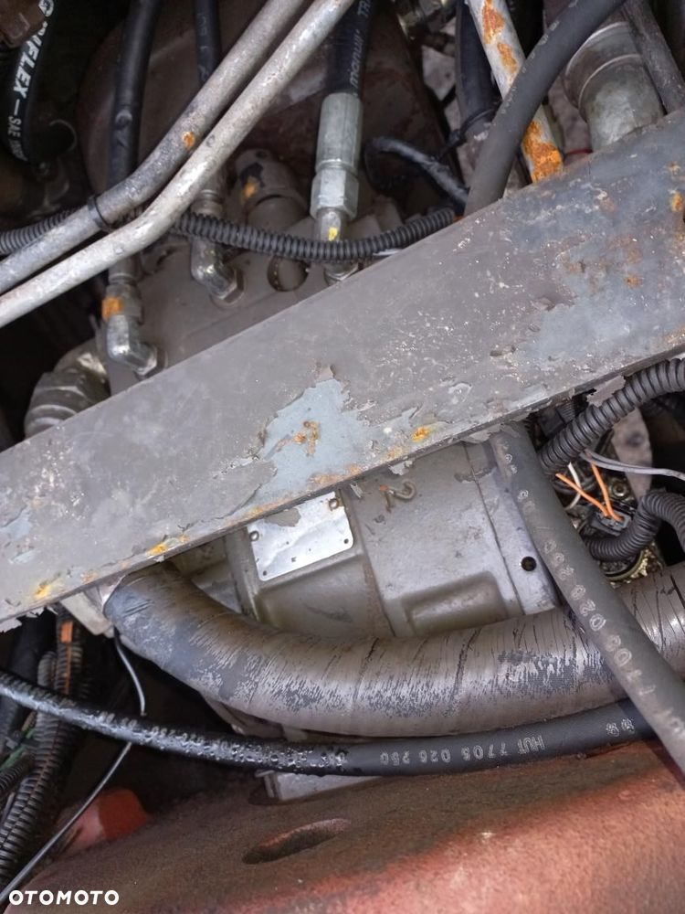 Podnośnik ceres,celtis,ergos cergos 7700098142, rozdzielacz,hydromotor,kompletny napęd most,przystawka,724682,90R075,11174, 7700098361,SKRZYNIA AUTOMAT,zwojnica,atak,120-54,110-54,106-54 - 4